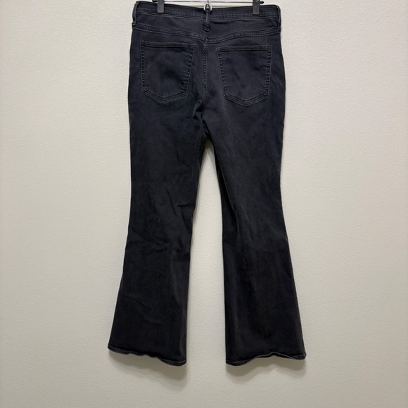 J. Crew High-rise Bootcut Jean in 2003 Super-stretch - Gray, 31 - Picture 6 of 8